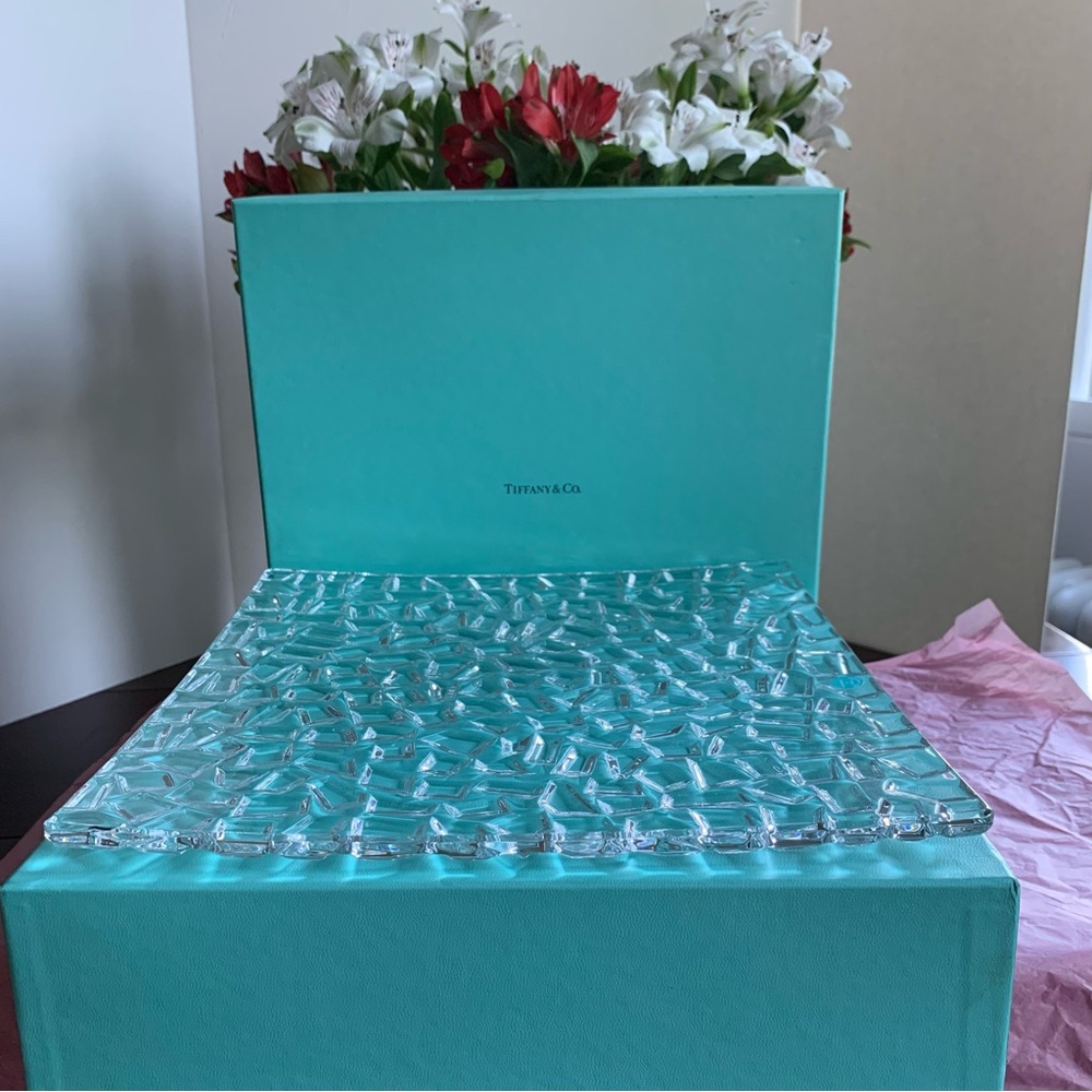 NEW Tiffany Platter in Tiffany Box 12 inches Style: Sierra Geometric Rock Cut